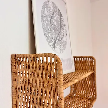 Ruhiges City-apartment In Angebunden