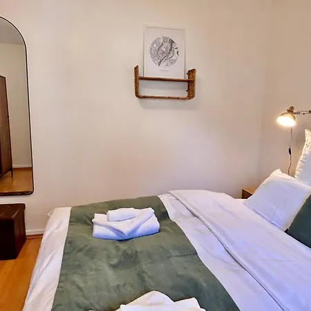 Ruhiges City-apartment In Angebunden Apartman *